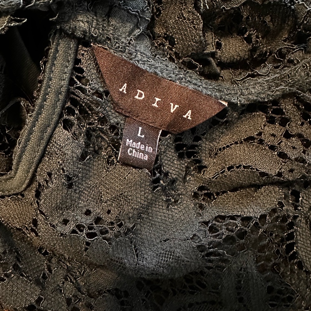 Adiva Dark Green Lace Blouse - Picture 4 of 4